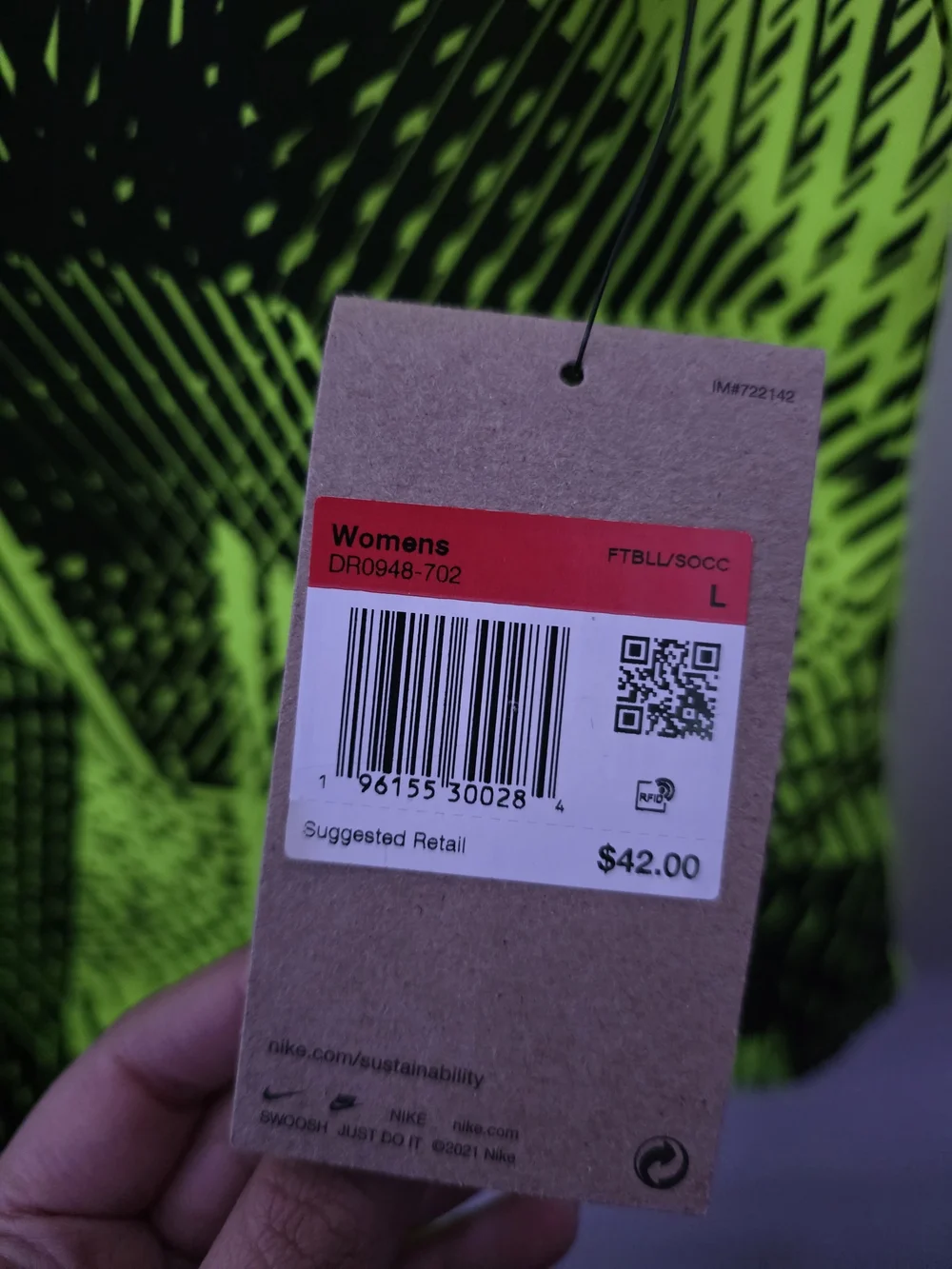 Nike Women’s Neon Yellow and Black Graphic Athletic Jersey